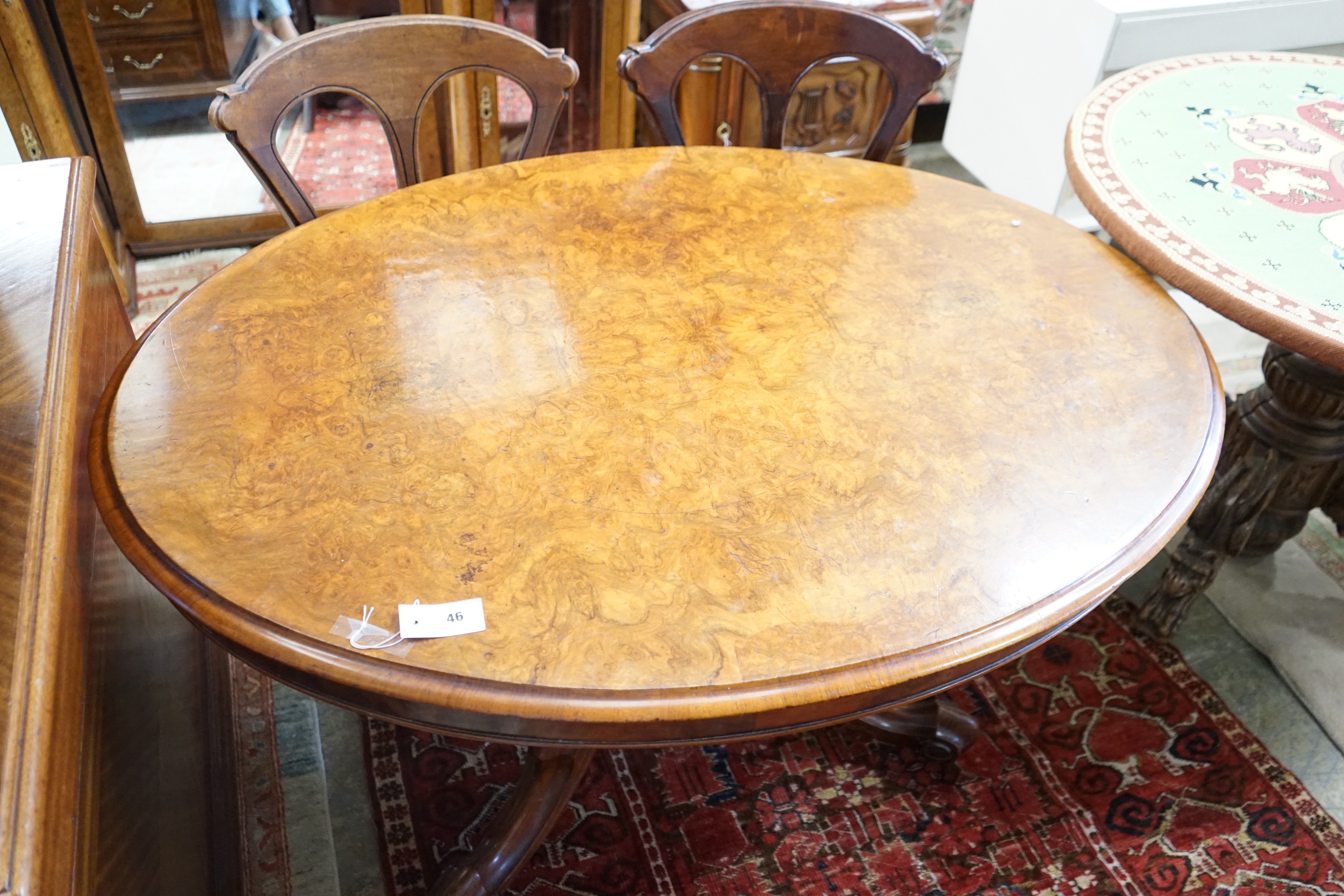 A Victorian burr walnut oval loo table, length 130cm, width 96cm, height 71cm
